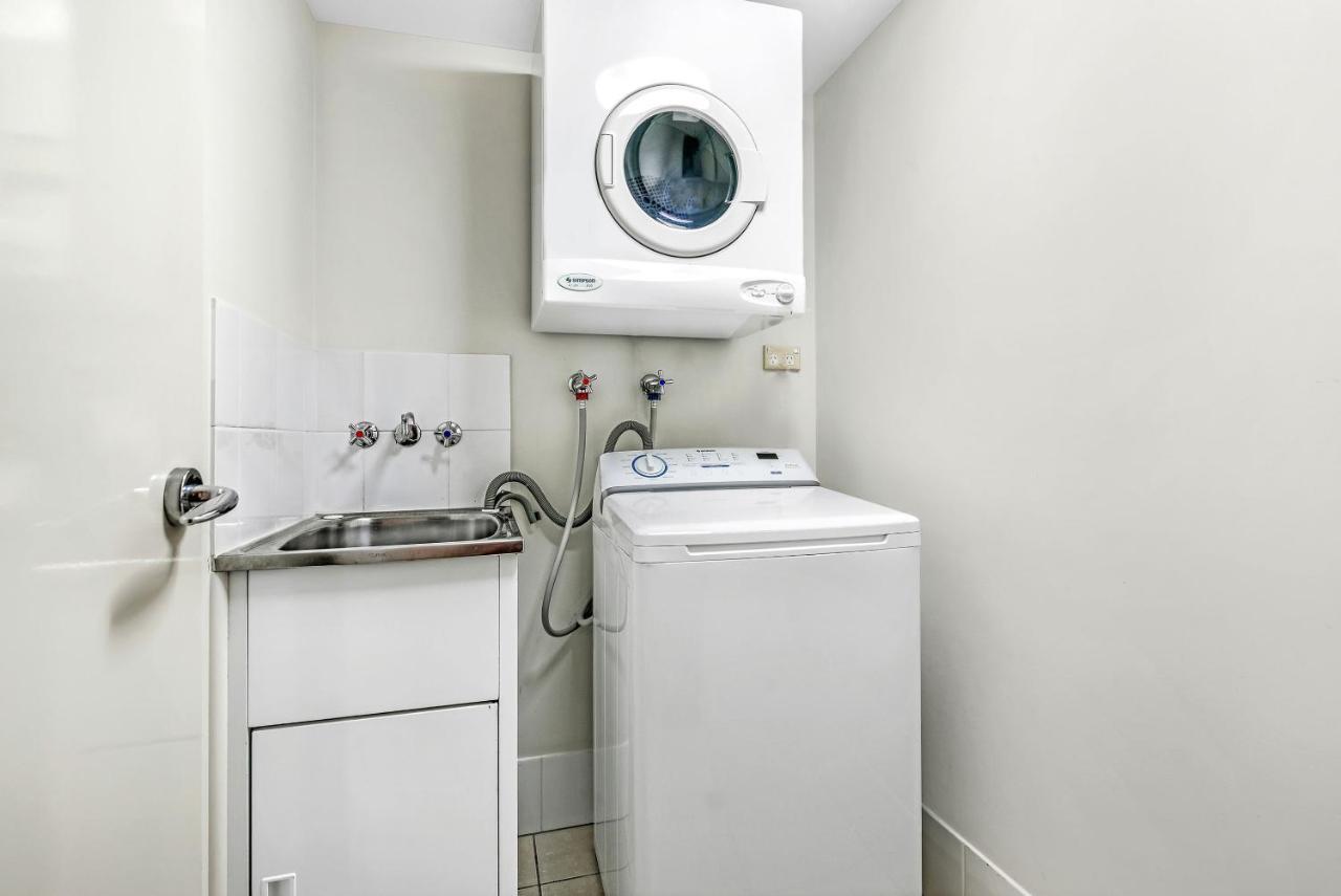 Apartment Chevron Renaissance And Sub Penthouses - We Accommodate Gold Coast