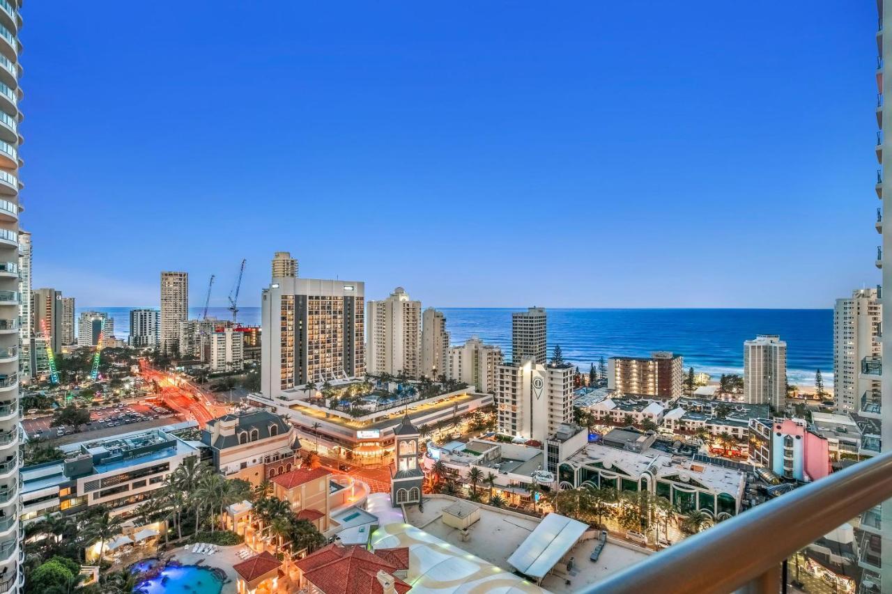 Apartment Chevron Renaissance And Sub Penthouses - We Accommodate Gold Coast